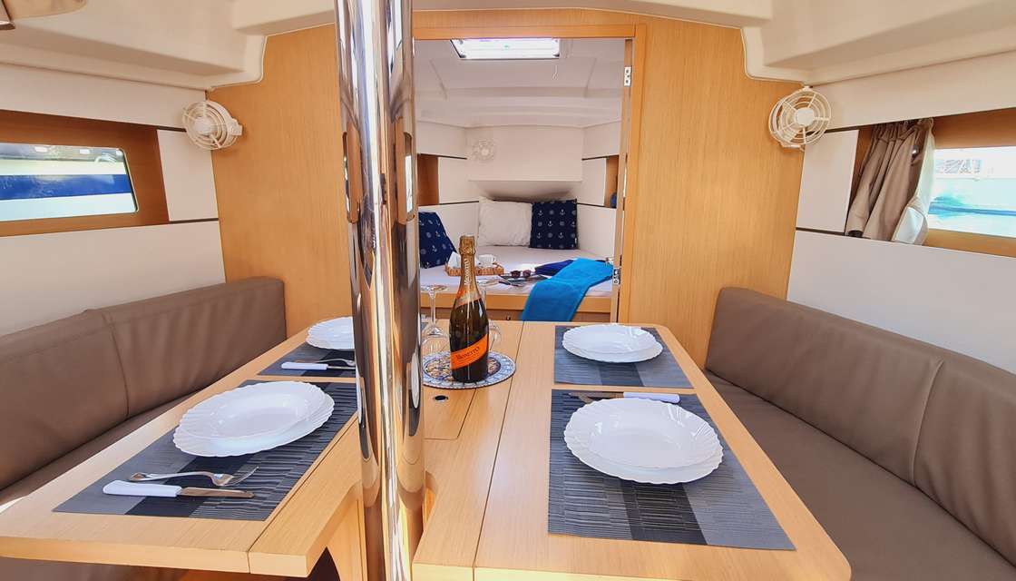Oceanis 35.1