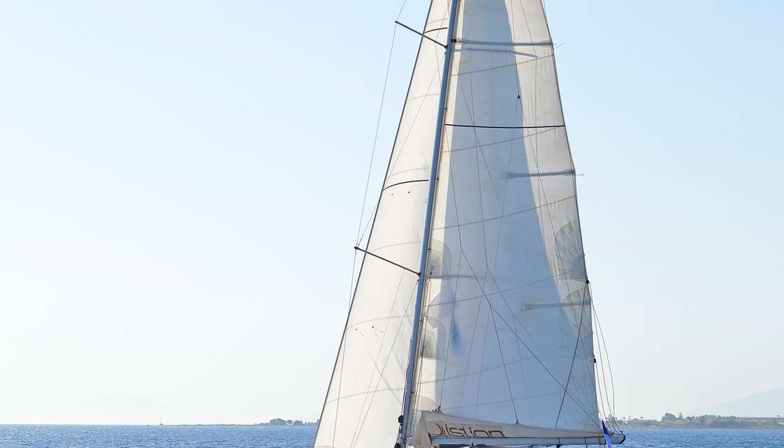 Oceanis 35