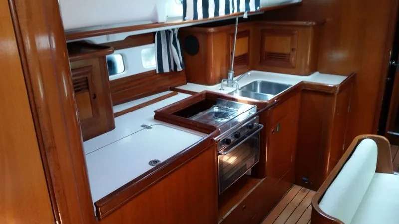 Oceanis 411