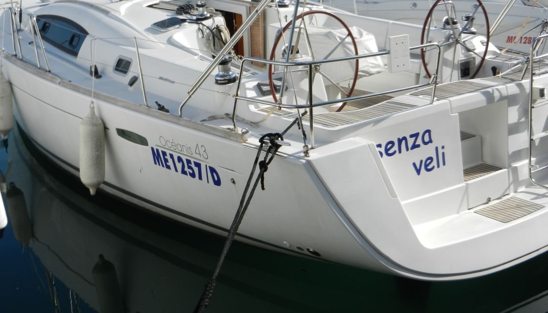 Oceanis 43