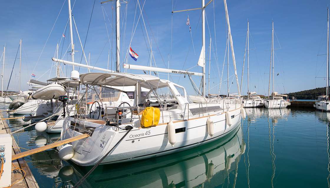 Oceanis 45