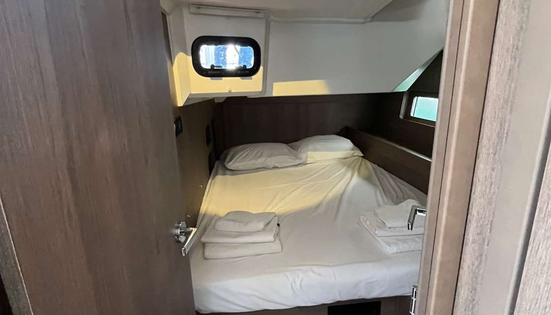 Oceanis 47