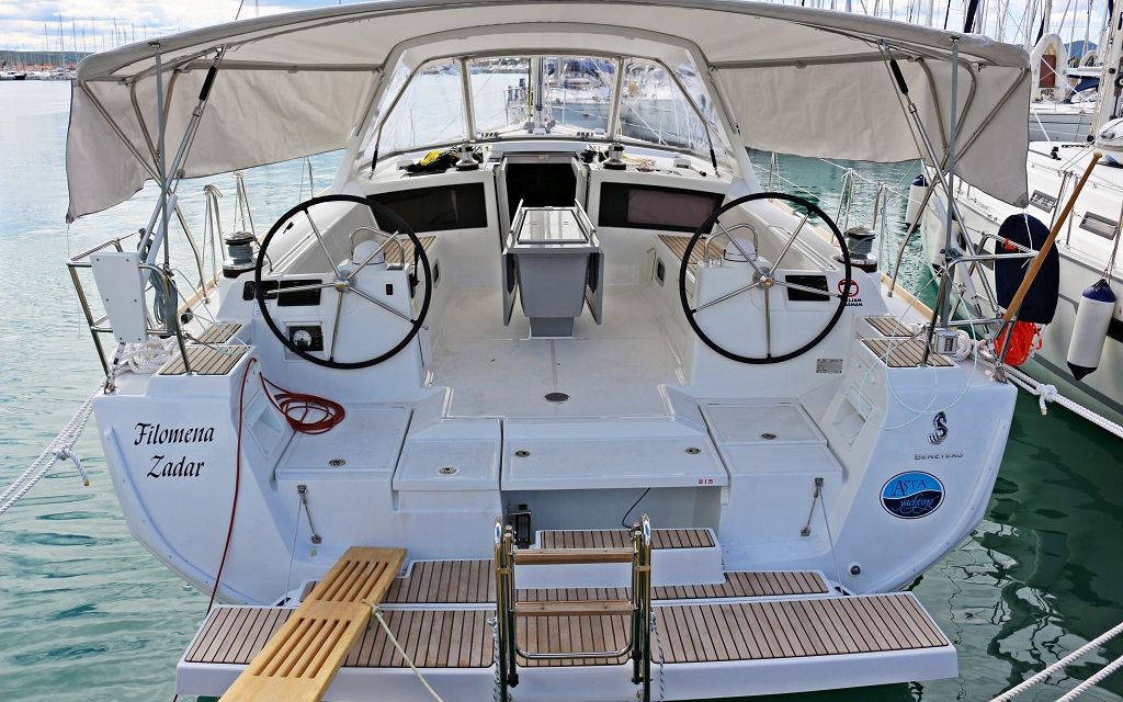 Oceanis 48