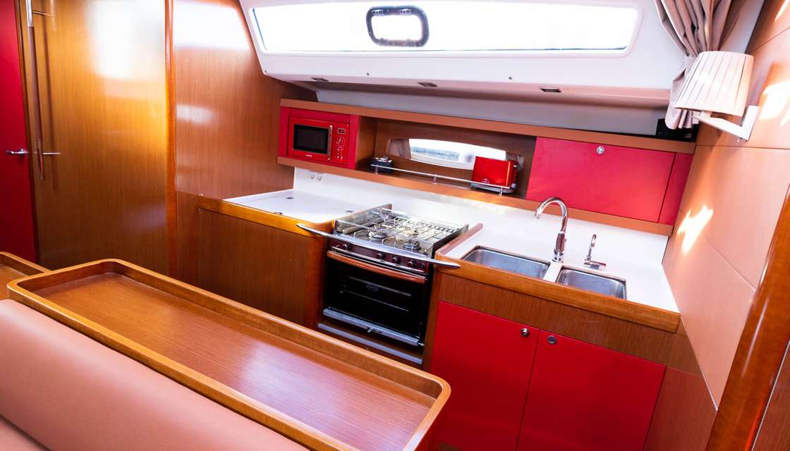 Oceanis 50 Family