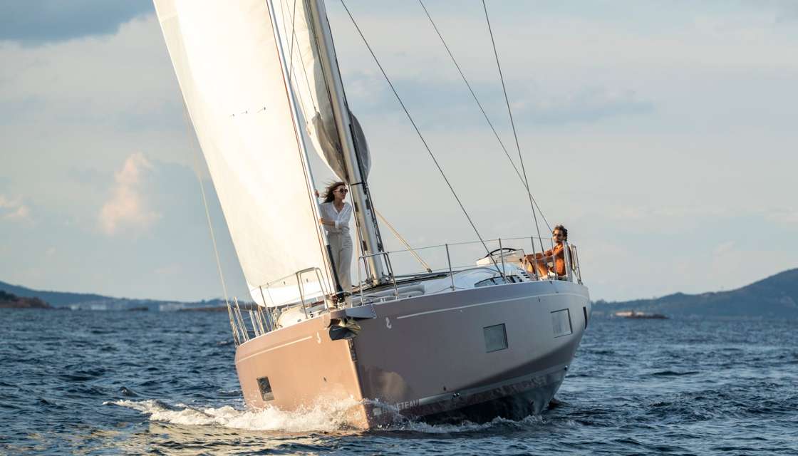 Oceanis 52