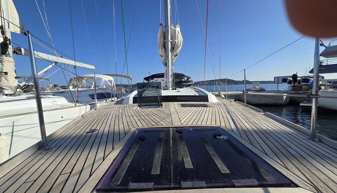 Oceanis 55