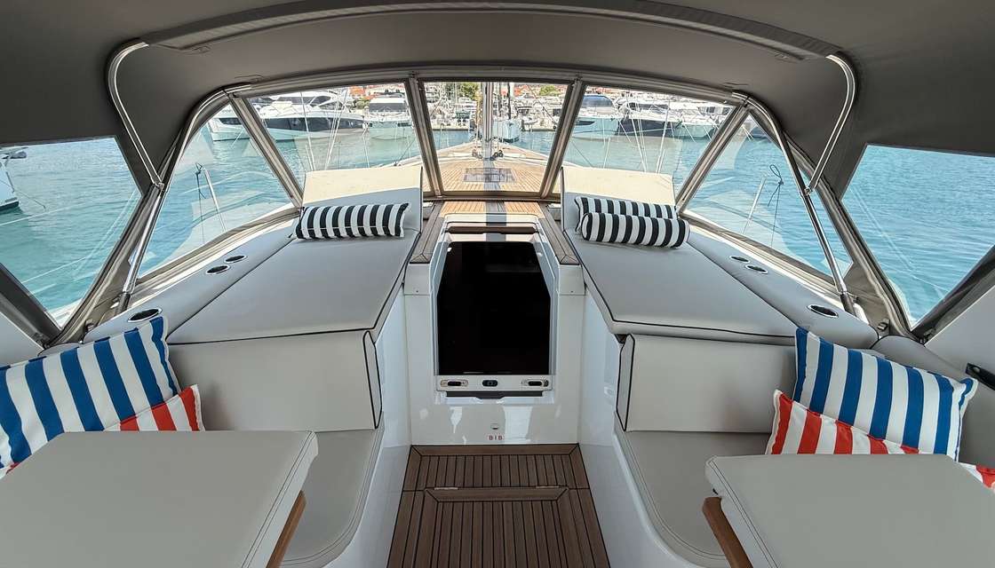 Oceanis 60
