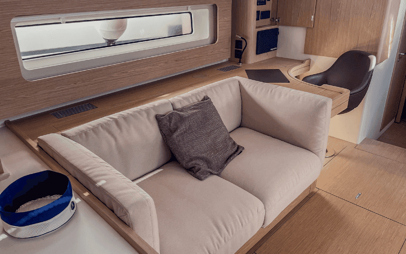 Oceanis 60