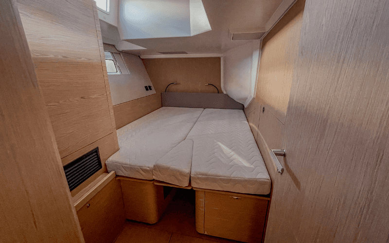 Oceanis 60