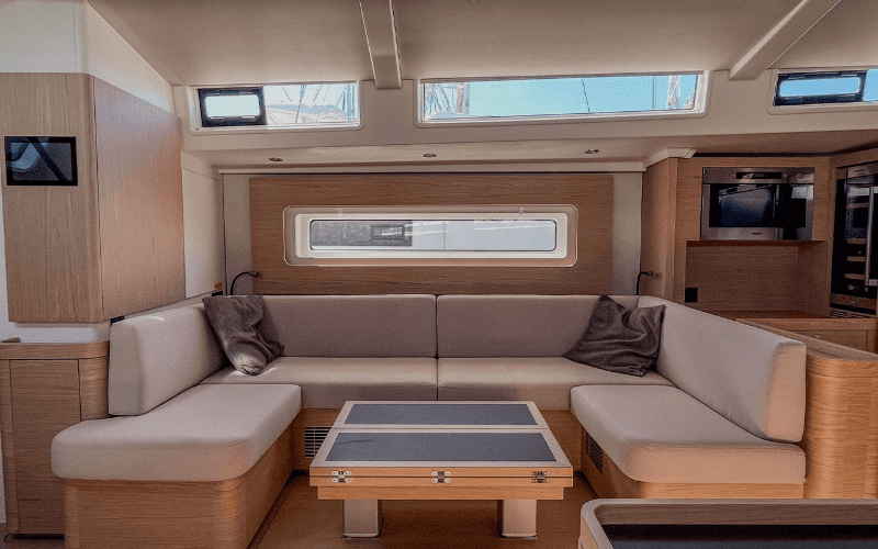 Oceanis 60