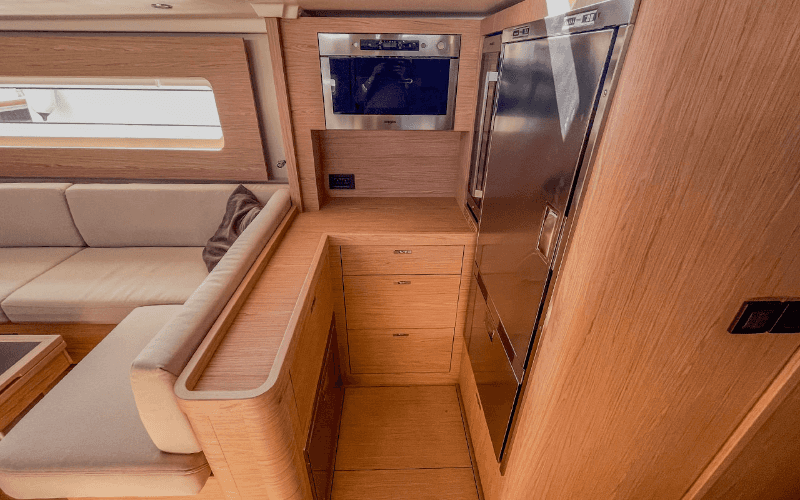 Oceanis 60