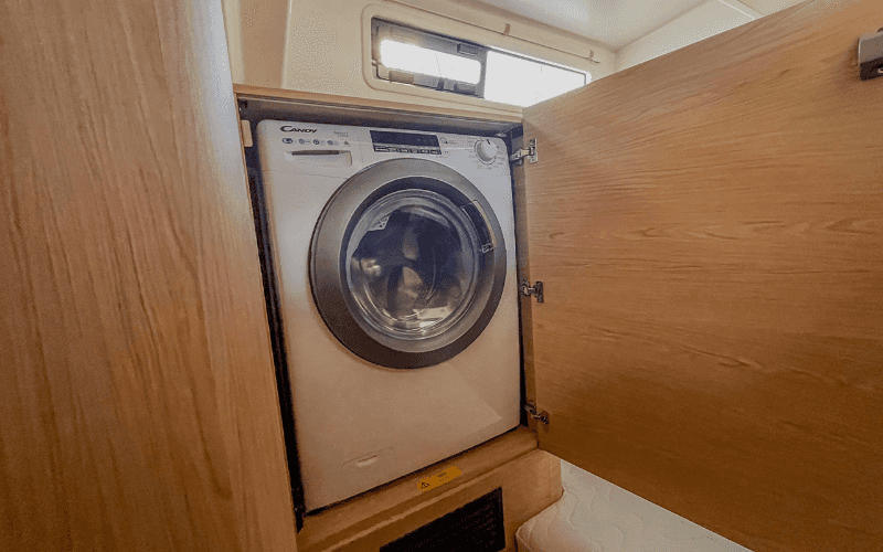 Oceanis 60