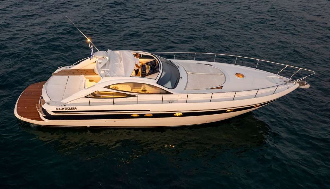 Pershing 52