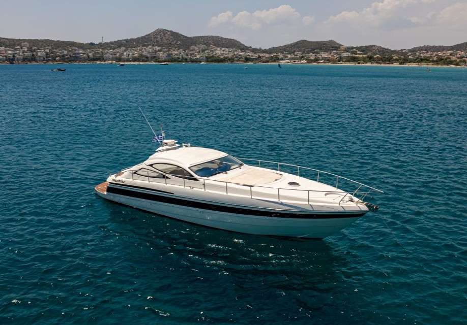 Pershing 52