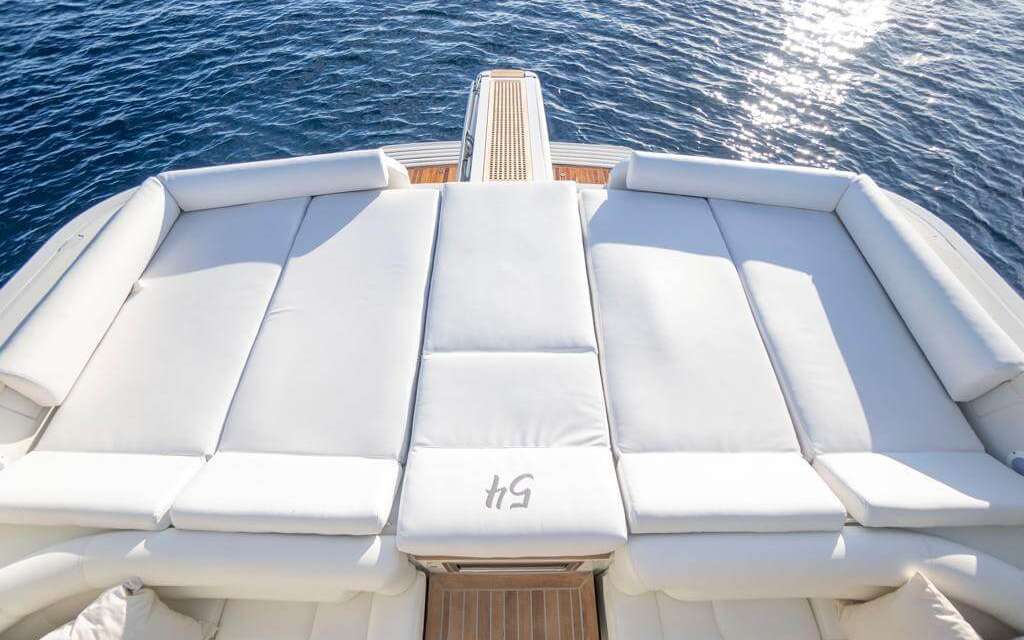 Pershing 54