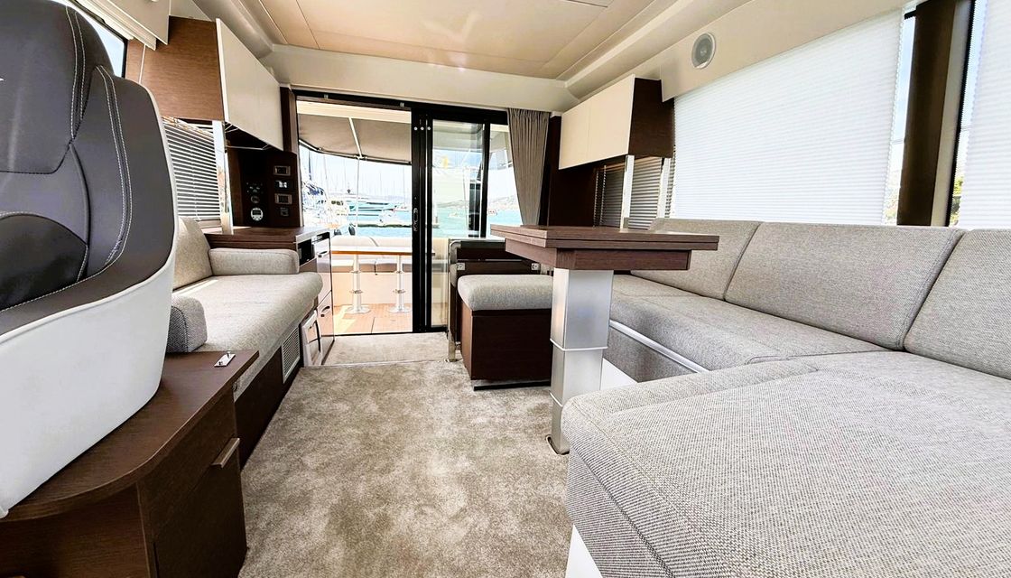 Prestige 420 S