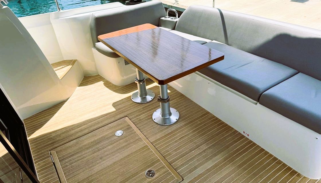 Prestige 420 S