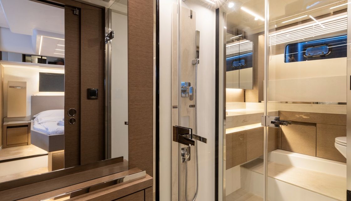 Prestige 590 Fly