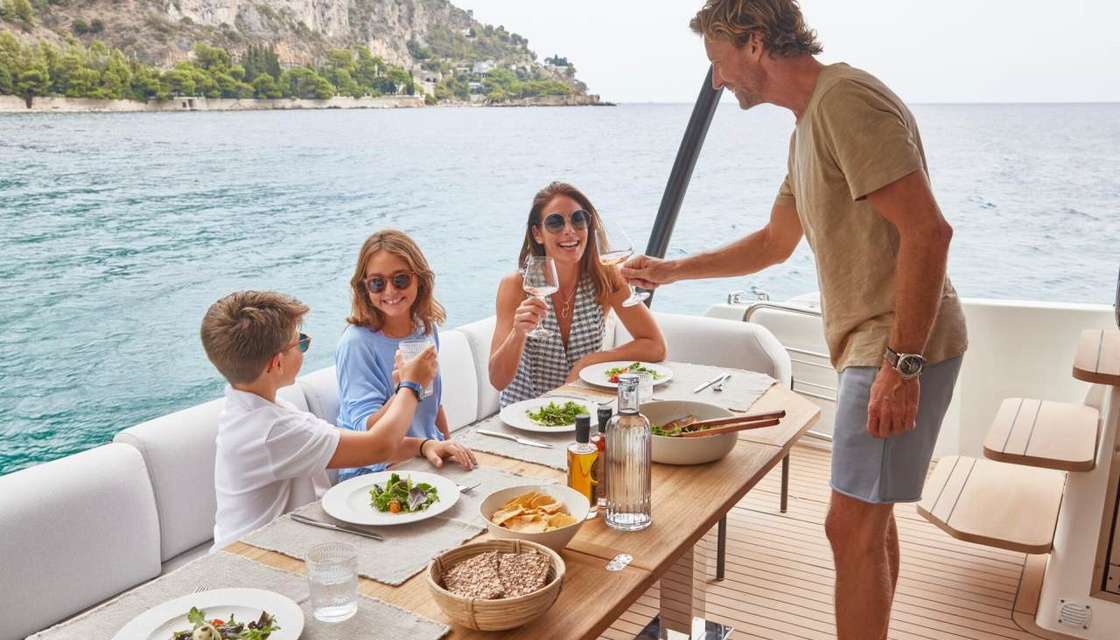 Layout of the boat M48