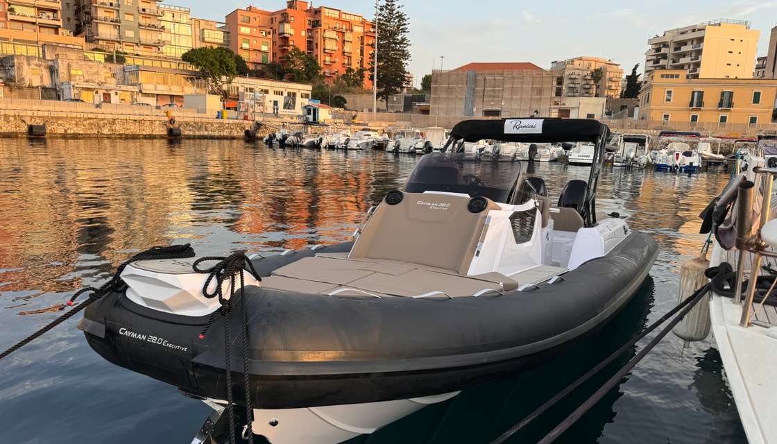 Cayman 28.0 Executive