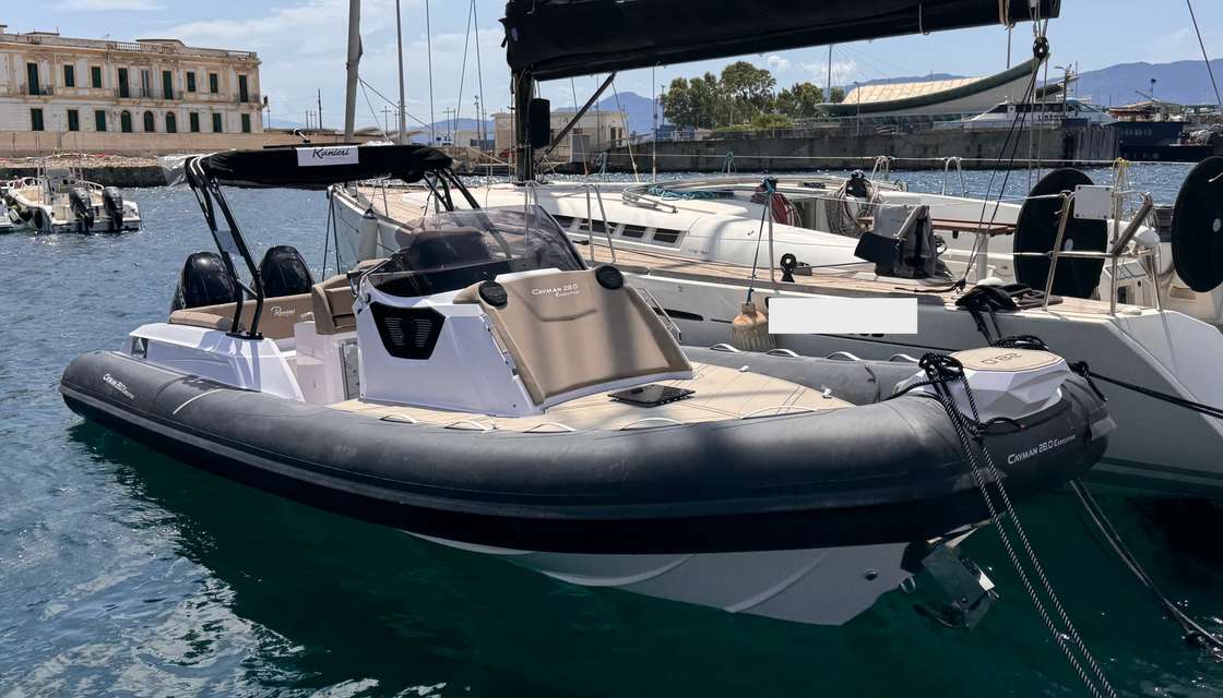 Cayman 28.0 Executive