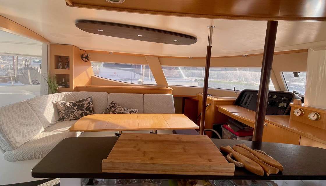 Salina 48