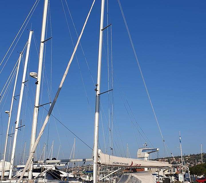 Salona 33