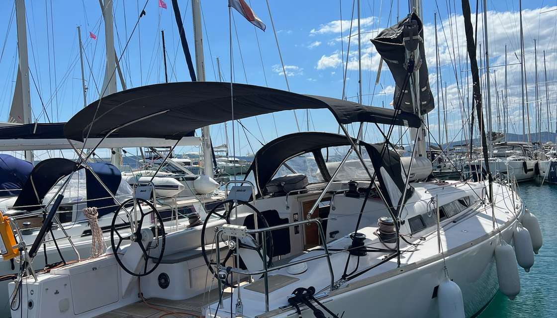 Salona 44