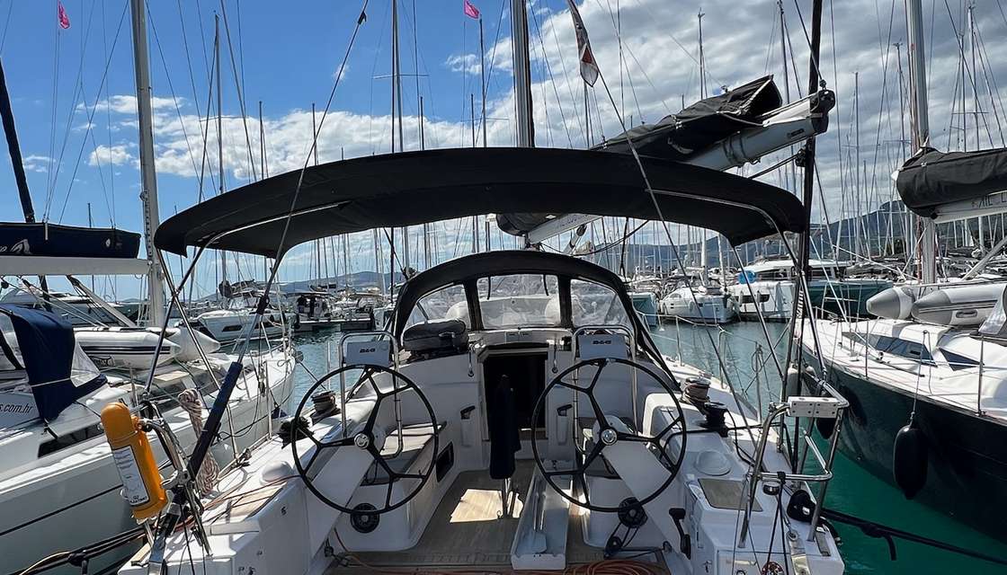 Salona 44
