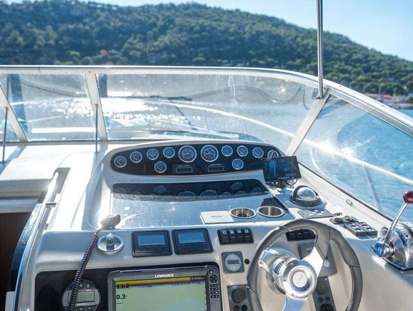 Sealine S37