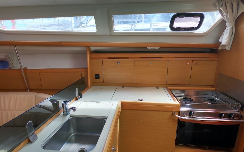 Sun Odyssey 36i Performance