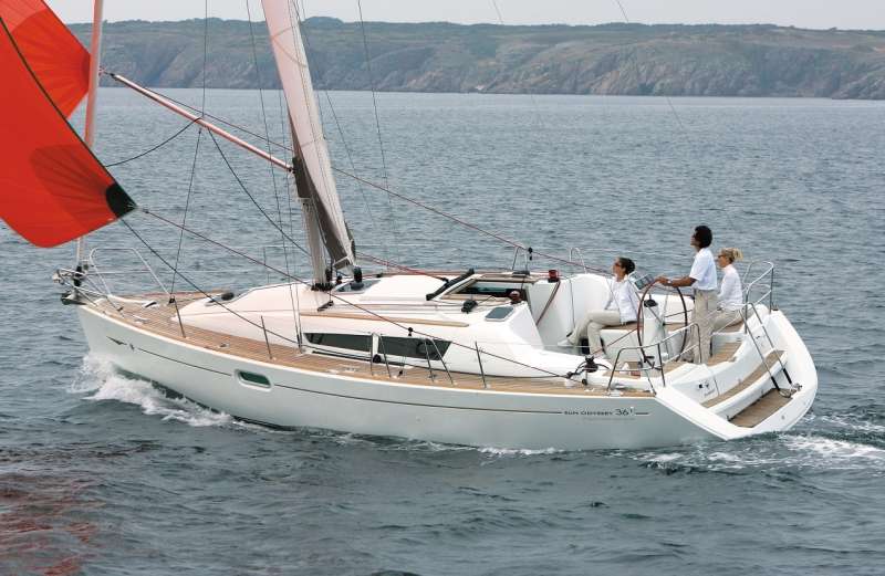 Sun Odyssey 36i Performance