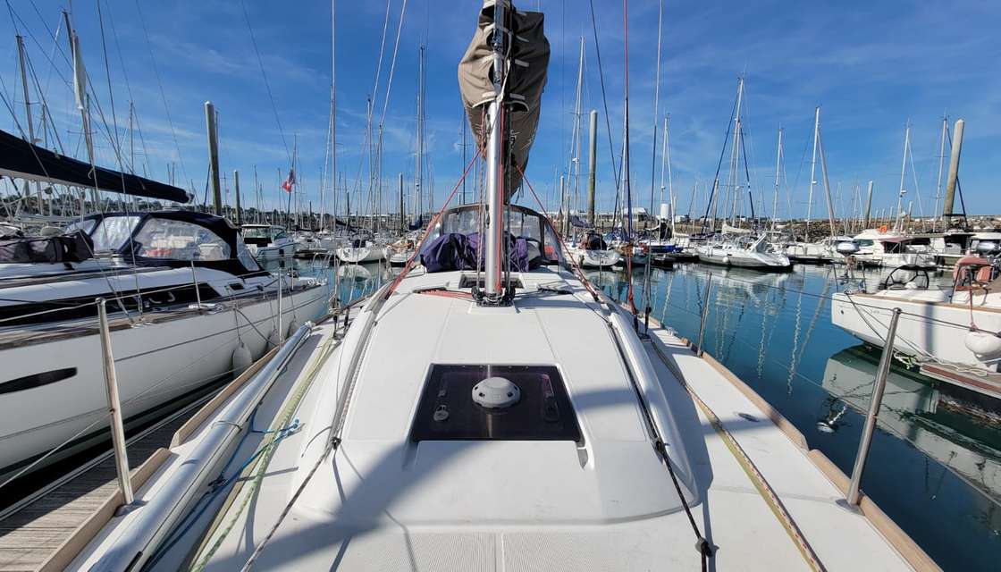 Sun Odyssey 379