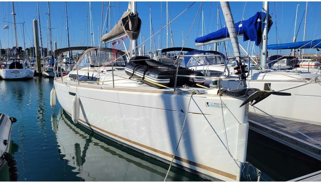 Sun Odyssey 379