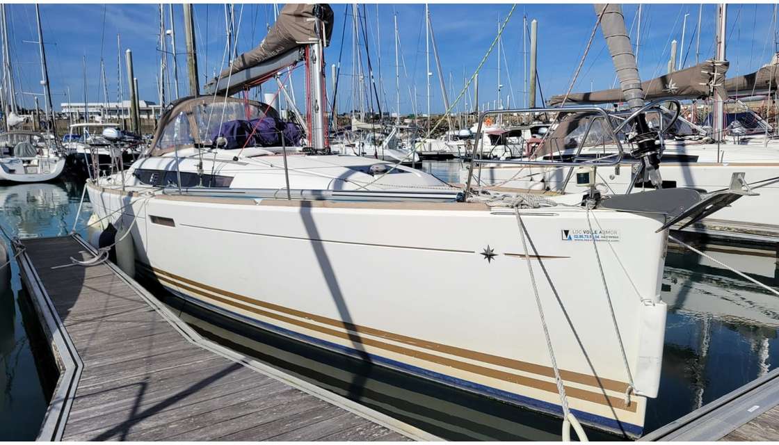 Sun Odyssey 379