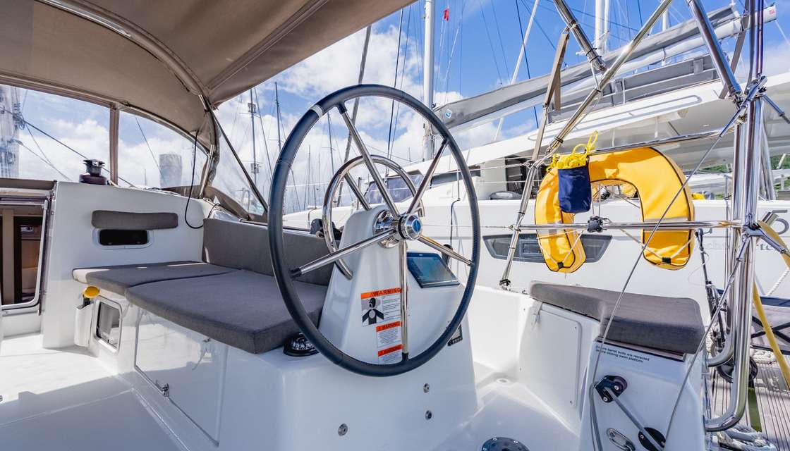 Sun Odyssey 380