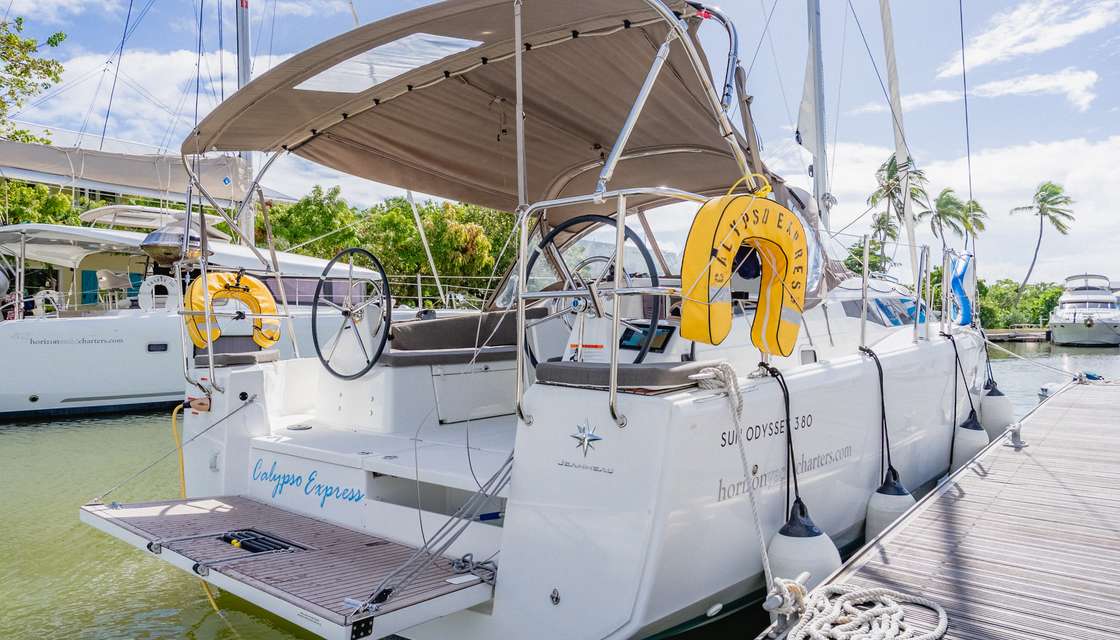 Sun Odyssey 380