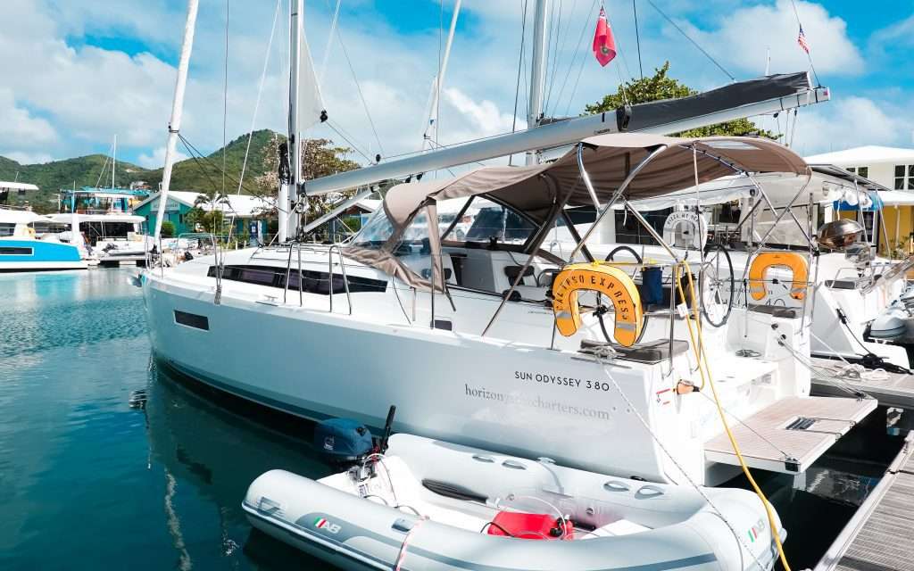 Sun Odyssey 380