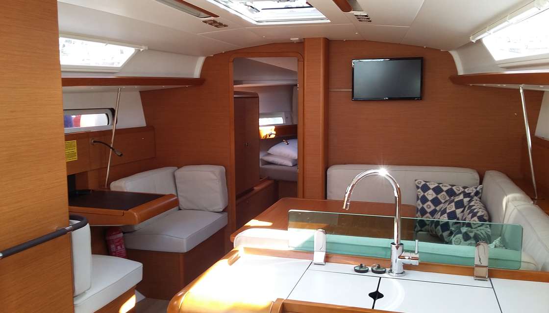 Sun Odyssey 419