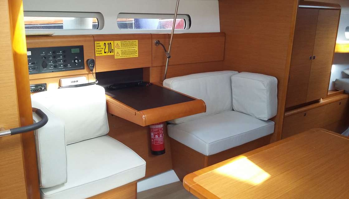 Sun Odyssey 419