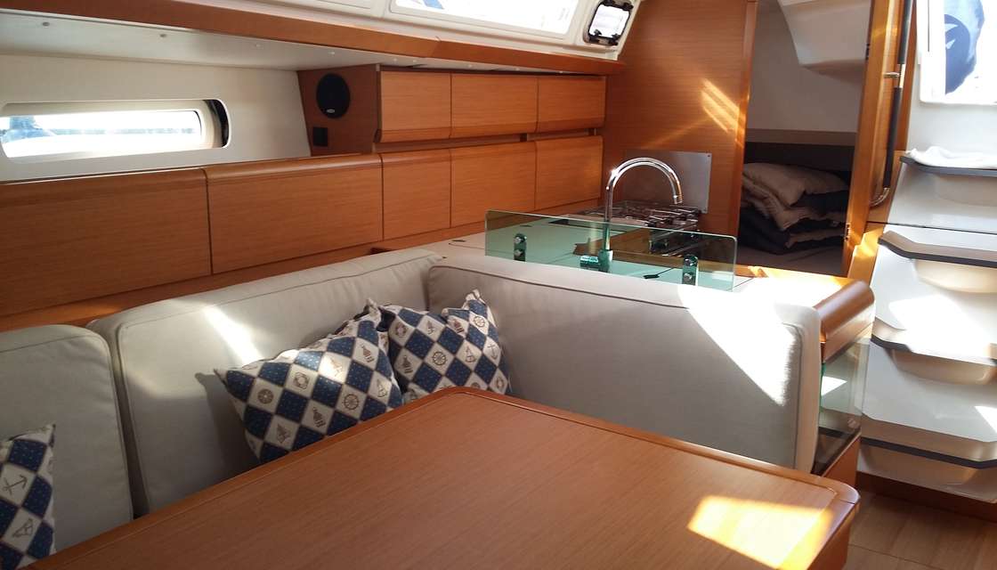 Sun Odyssey 419