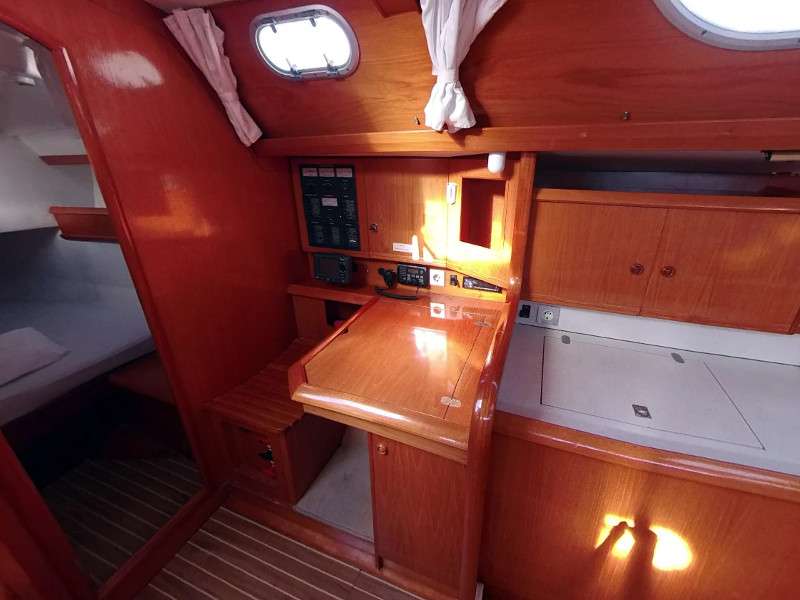 Sun Odyssey 42