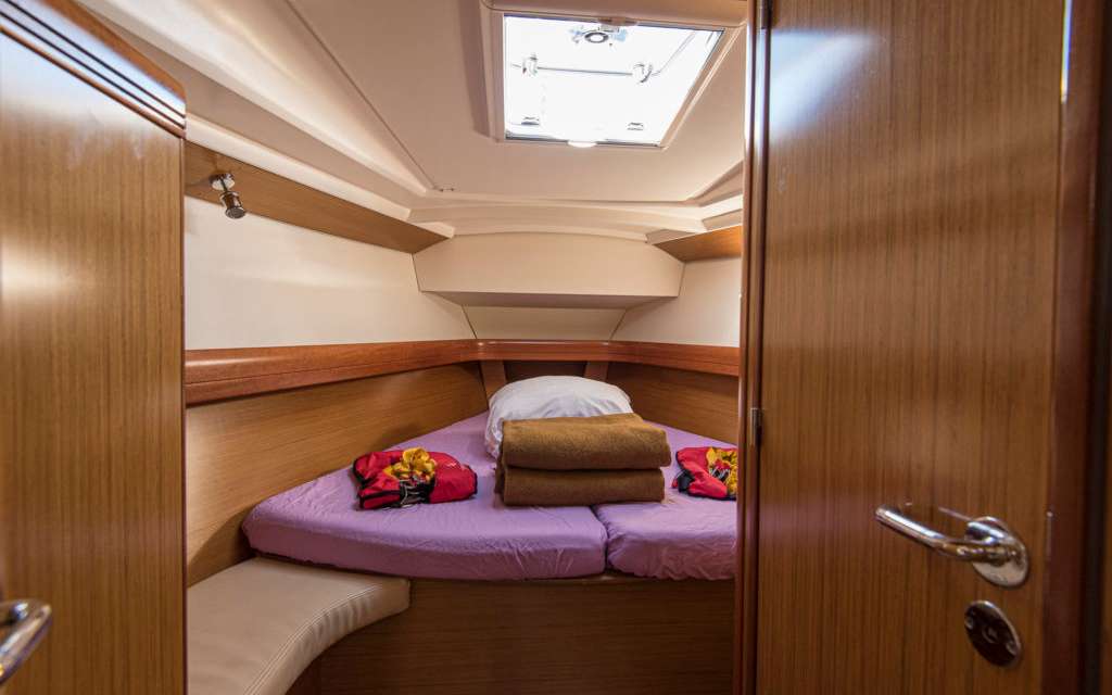 Sun Odyssey 42i