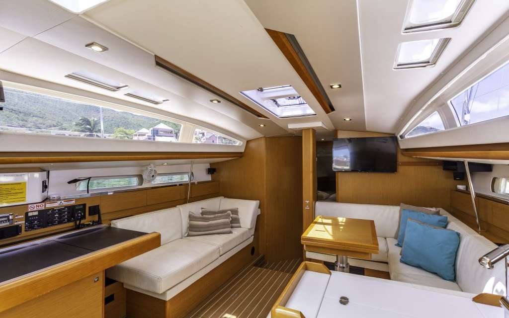 Sun Odyssey 44 DS