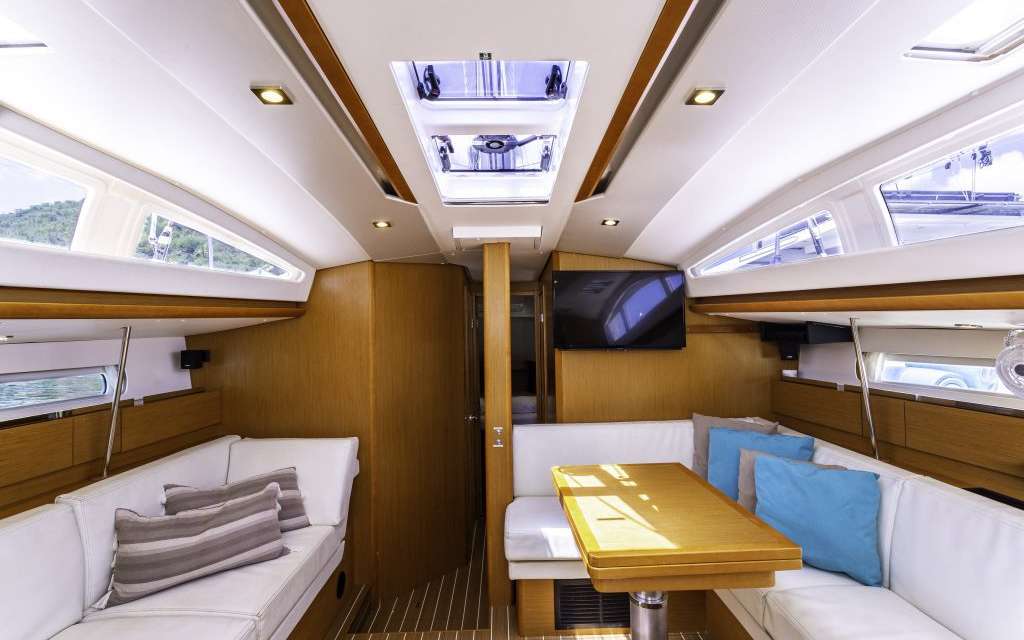 Sun Odyssey 44 DS