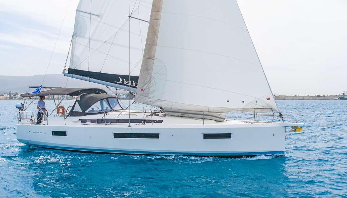 Sun Odyssey 440