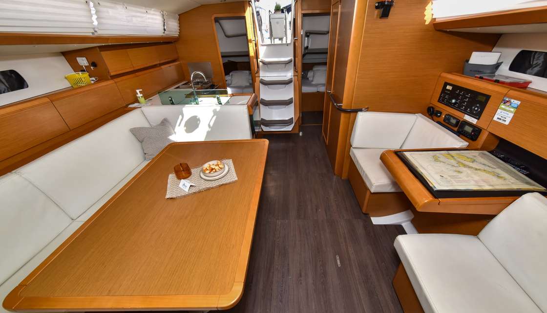 Sun Odyssey 449