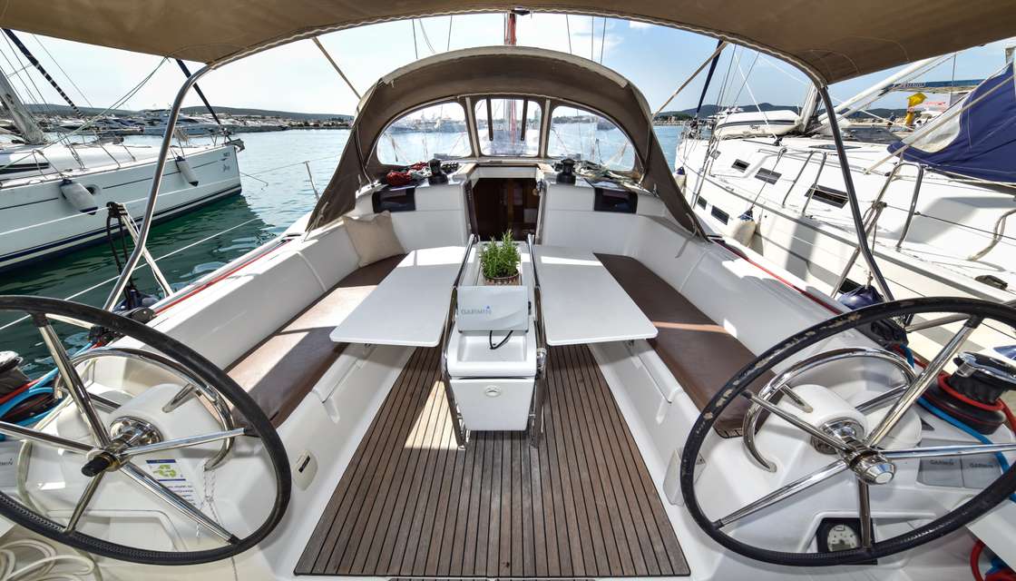 Sun Odyssey 449
