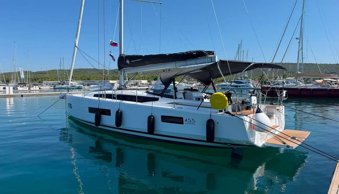 Sun Odyssey 455
