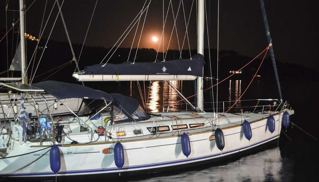 Sun Odyssey 49i